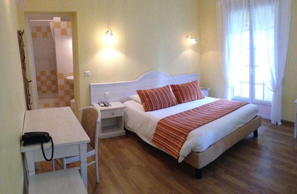 Auberge Les Oliviers リュクシアナ 部屋 写真